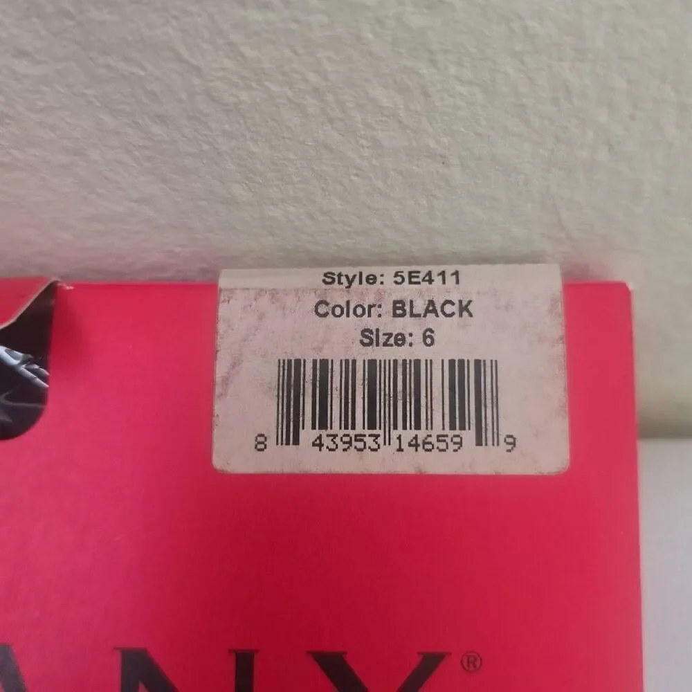 Spanx Tights! All Day Shaping, Patterned Leg, Black Opaque, NWT, Sz. 6/D